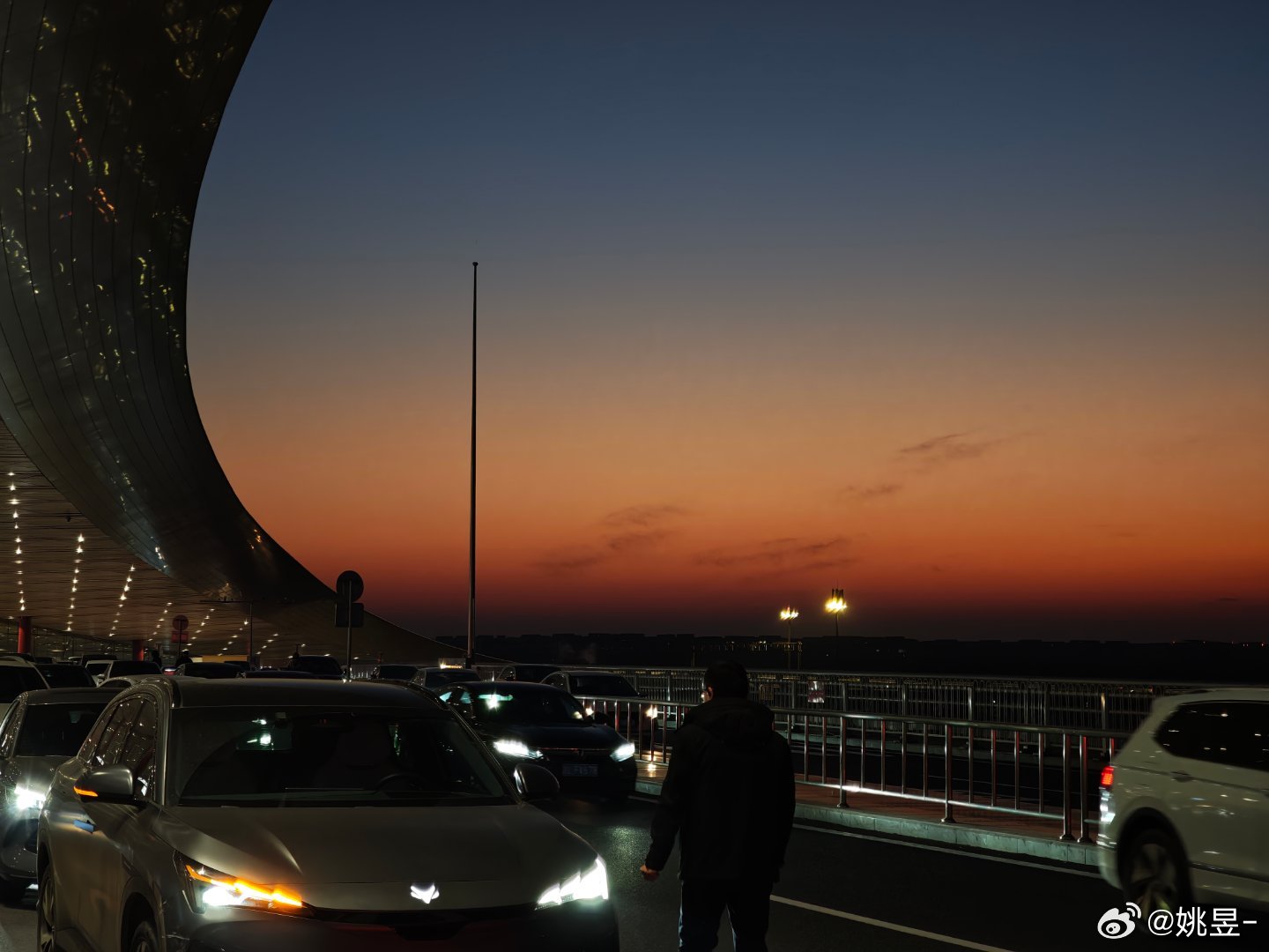 早上好啊兄弟们[收到] ​​​