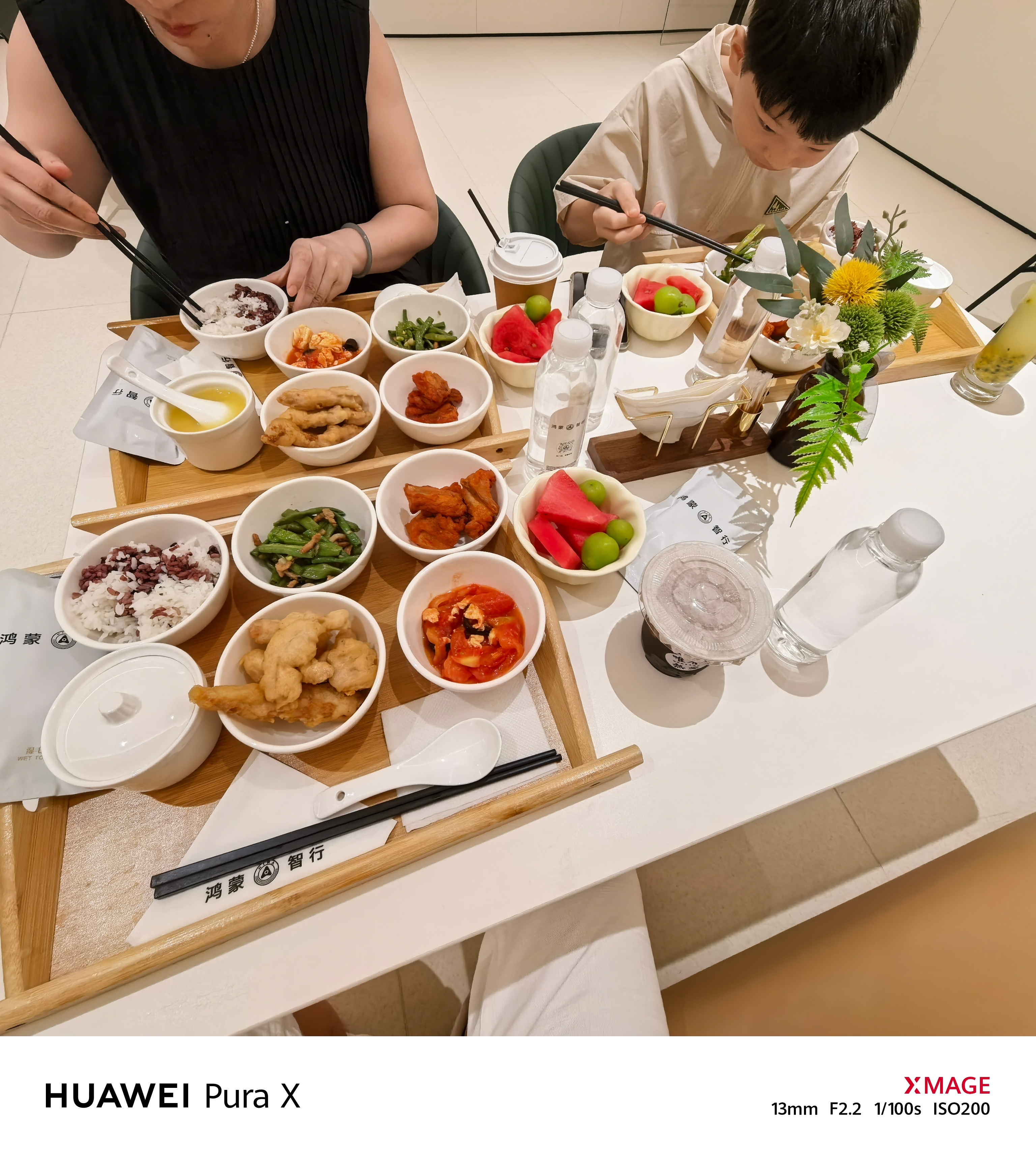 我要拉黑鸿蒙大酒店太耽误我减肥了！！我们三个人来青岛鸿蒙用户中心搂席这伙食比家里