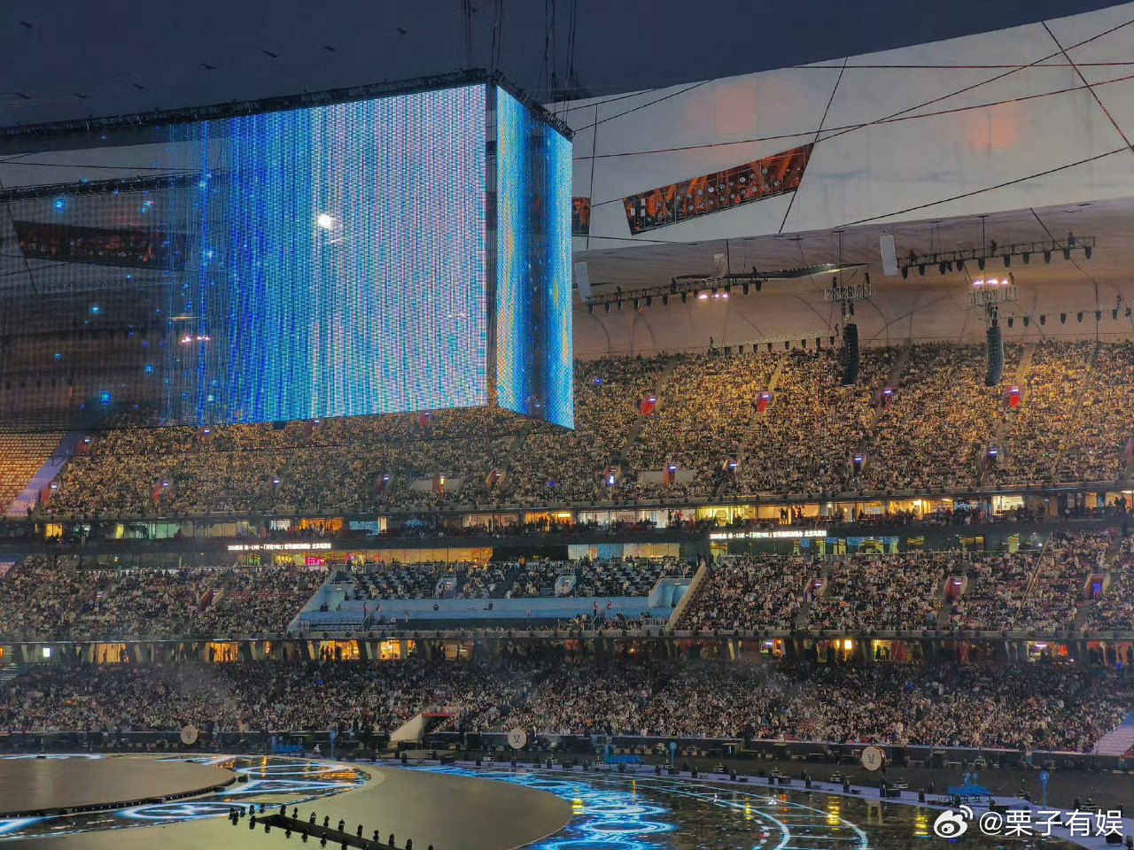 张杰鸟巢演唱会的上座率张杰鸟巢第二天上座率张杰鸟巢演唱会的上座率，厉害，