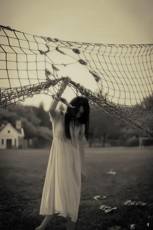 不把生命浪费在无谓的纠缠上，是最高级的智慧。那些无法同频的灵魂，那些充满恶意的打