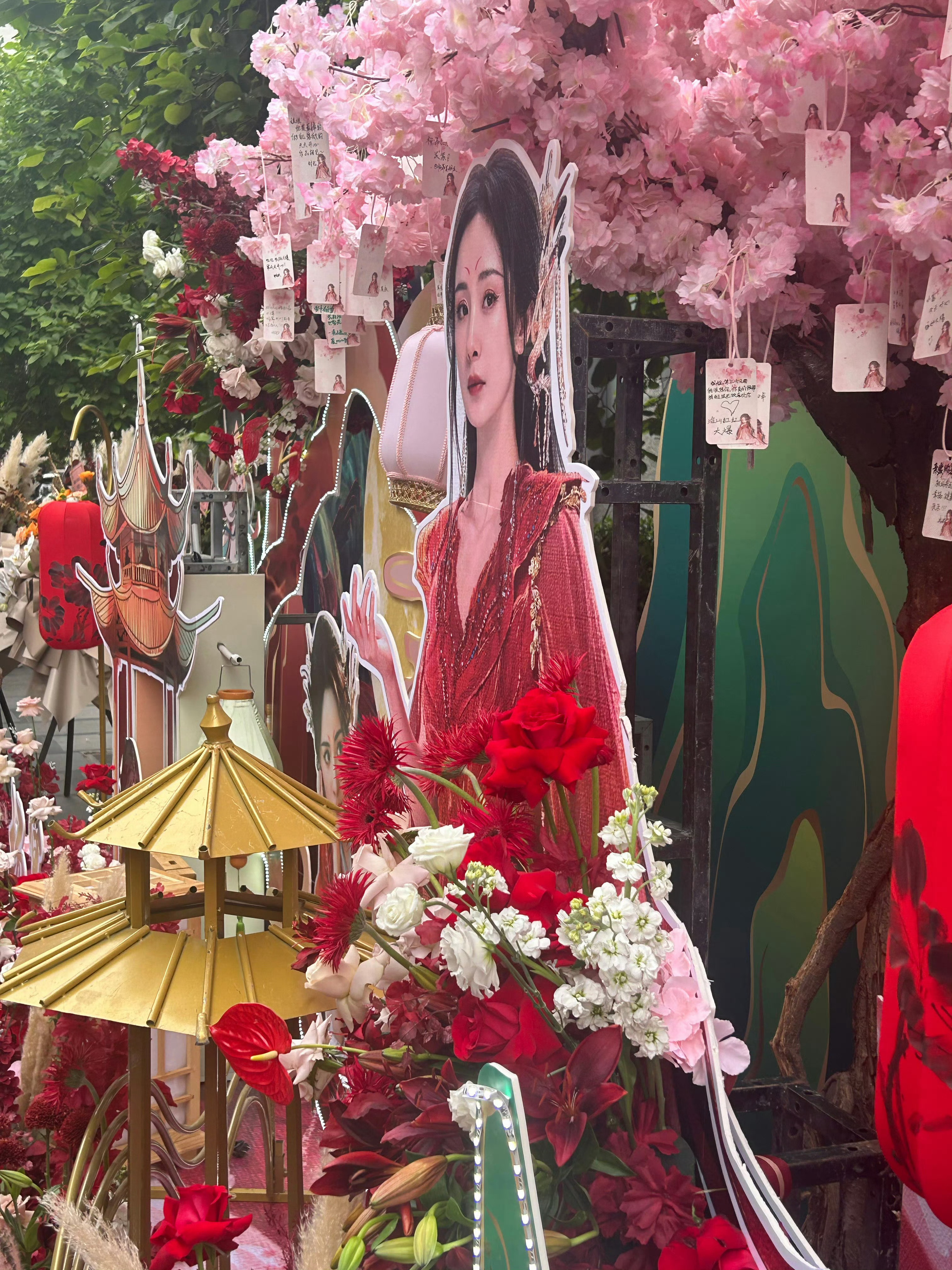 娱刺儿已到达现场！[打call][打call][打call]#狐妖小红娘月红篇今