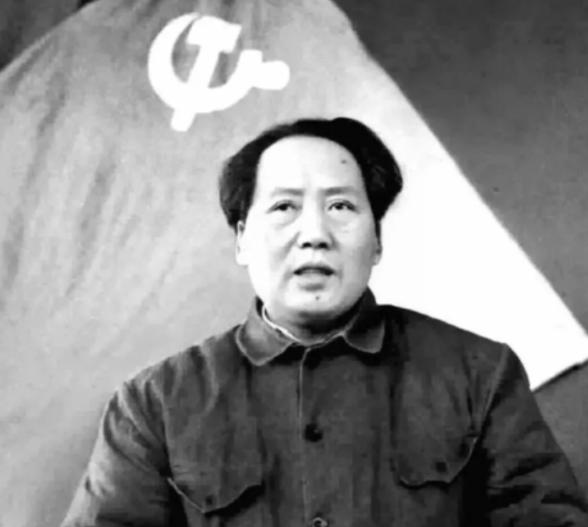1949年，一个西方记者当众质问毛主席：你们废掉那些条约，算不算不讲信用？全场鸦