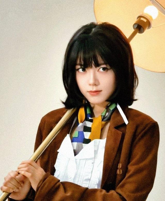 赵今麦超话赵今麦徐迟 🌾🌾赵今麦wallpaper中文版四月刊封面 Zjm赵