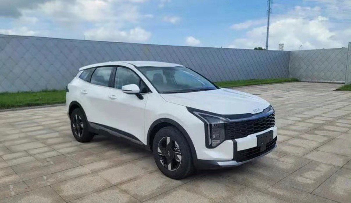 【起亚公布广州车展阵容 新狮铂拓界/EV5特别版将亮相】日前，起亚汽车公布了20