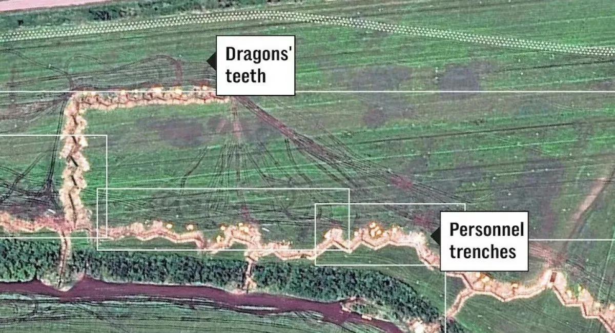 🇺🇦军队在推进过程中面临艰巨挑战。🇷🇺军队建立的梯型防御工事绵延近100