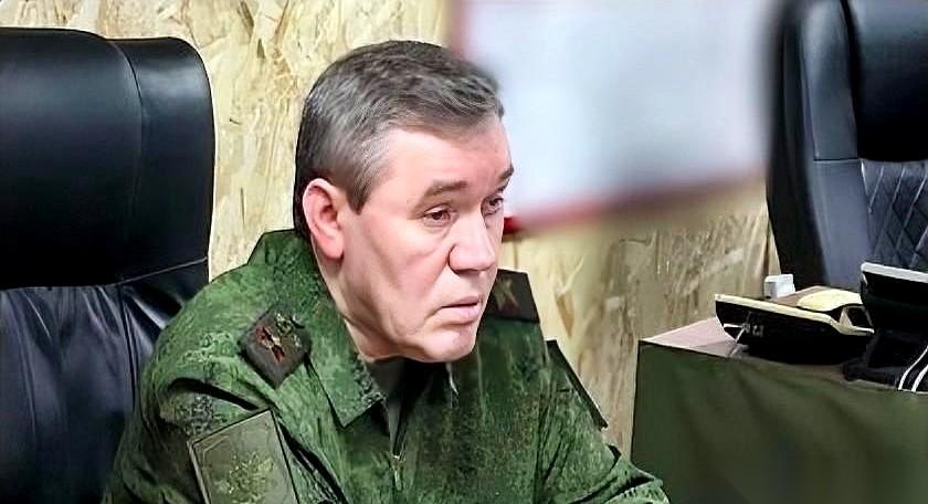 你以为还是以前那种你来我往、互相推线的游戏吗？
人家不跟你玩这个了。
直接在你家