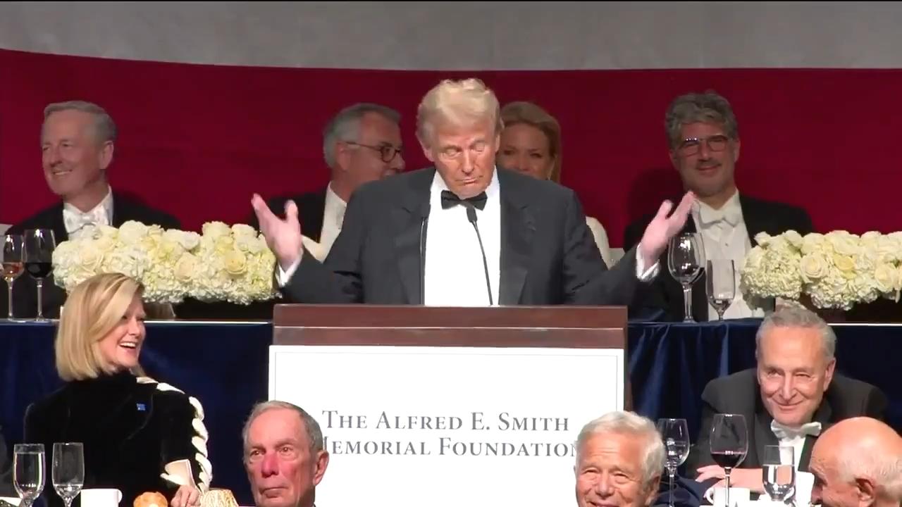 特朗普总统在年度阿尔弗雷德·E·史密斯纪念基金晚宴上发表了演讲
（卡玛拉没来）