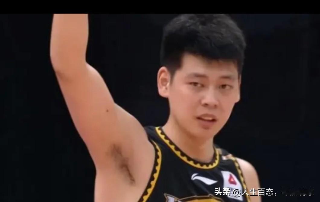 朱荣振即将加盟青岛男篮能否涅槃重生？朱荣振身高2.18曾经是国青队的内线核心，也