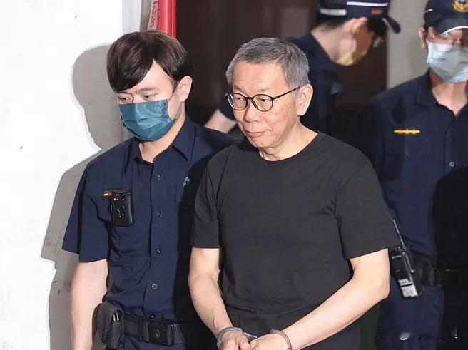 人在看守所，功要算给他？柯文哲：32%全靠我！赵少康怒怼：胡扯！

这就叫“身在