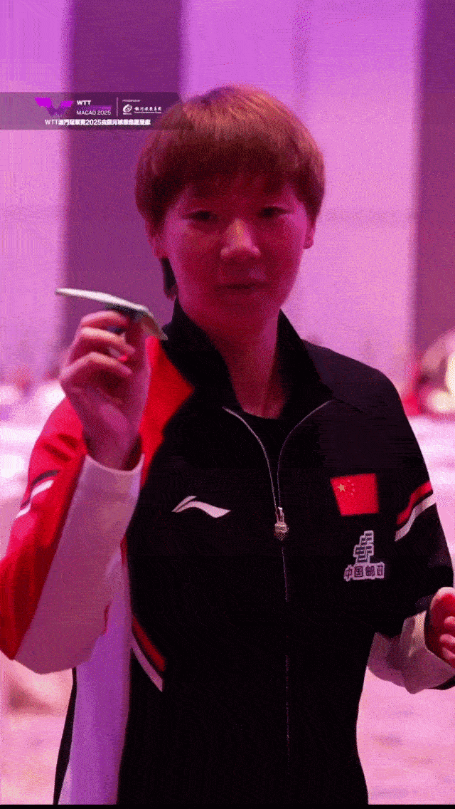 一人一张运动员反差神图 场上战士vs场下超模vs场外鲜活微博热点趋势报告