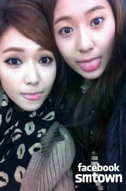 低像素时期的郑氏姐妹👭Jessica郑秀妍 & Krystal郑秀晶  ​​​