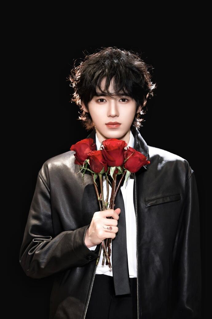 那英这次会不会认错萧亚轩宋亚轩缘分真的妙不可言！那英当年小手滑认错二人，留下经典