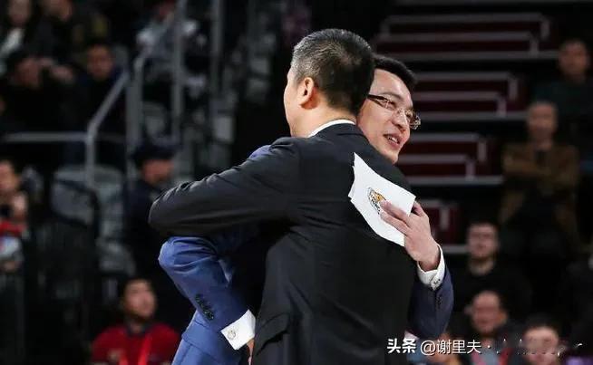 郭士强太狡猾，钦定男篮集训名单，一箭三雕，杨鸣感谢郭士强，杜锋也表示满意，辽篮功