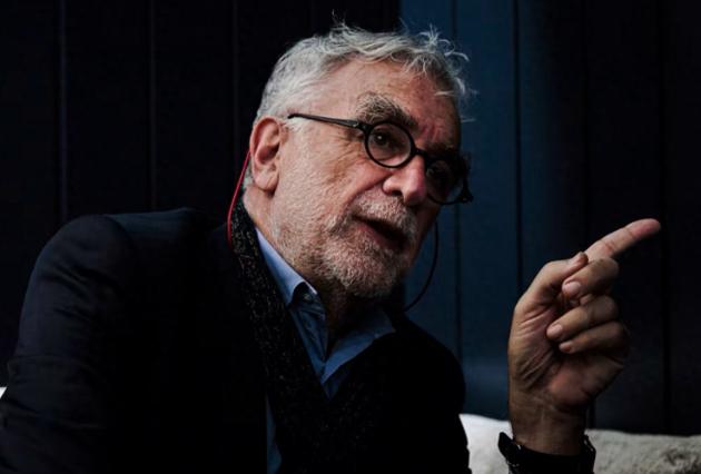 特朗普又整出惊天大动静，直接把全球目光都吸到了委内瑞拉，国际刑事法院首任首席检察