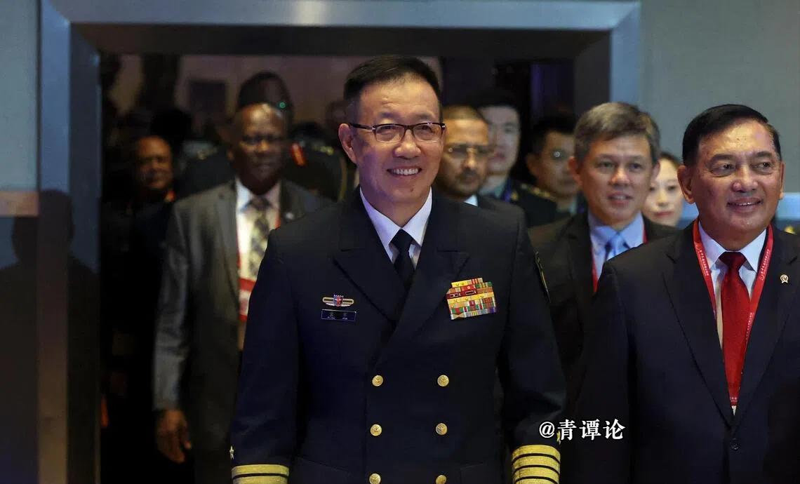 新加坡联合早报报道，中国国防部长董军星期三（9月16日）在北京香山论坛开幕式上发