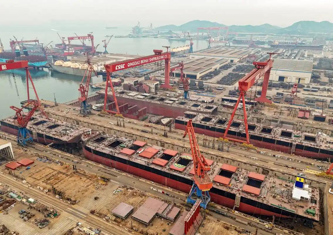 18.5亿美金只买个“方案”？美国造船彻底躺平，竟想找日韩当外援。

曾经的美国