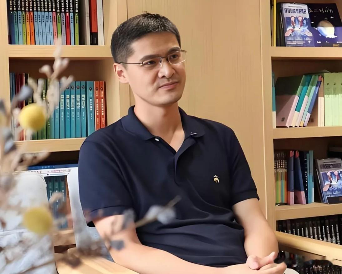 你有没有发现，人一旦躺下，就再也站不起来了。

不是身体站不起来，是心气站不起来