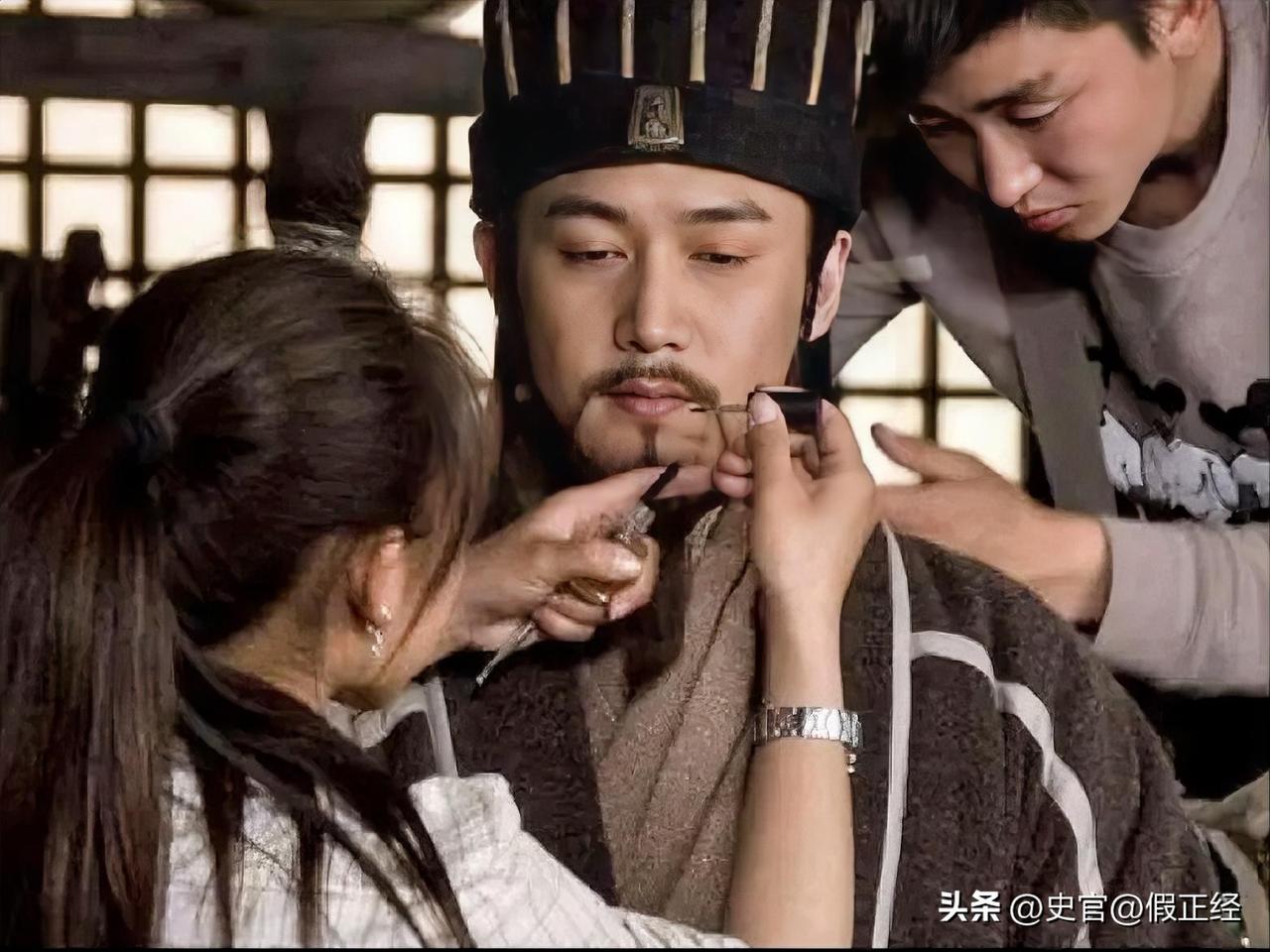 诸葛亮一生最大的失败，根本不是北伐未成，也不是错用马谡！
 
提到诸葛亮，谁不是