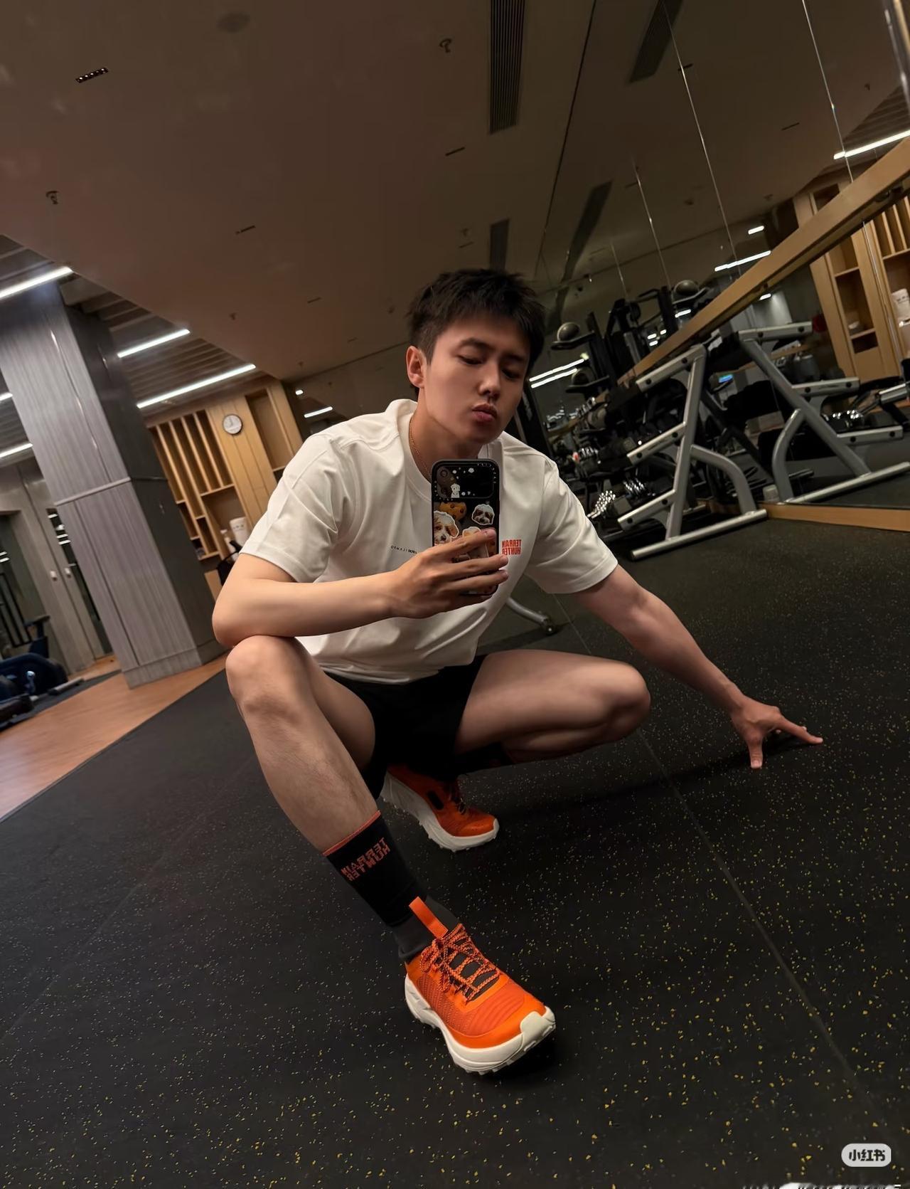 翟子路超话 zzl翟子路京城奇探 zzl翟子路赵少商 

追赶日落的路上只希望全