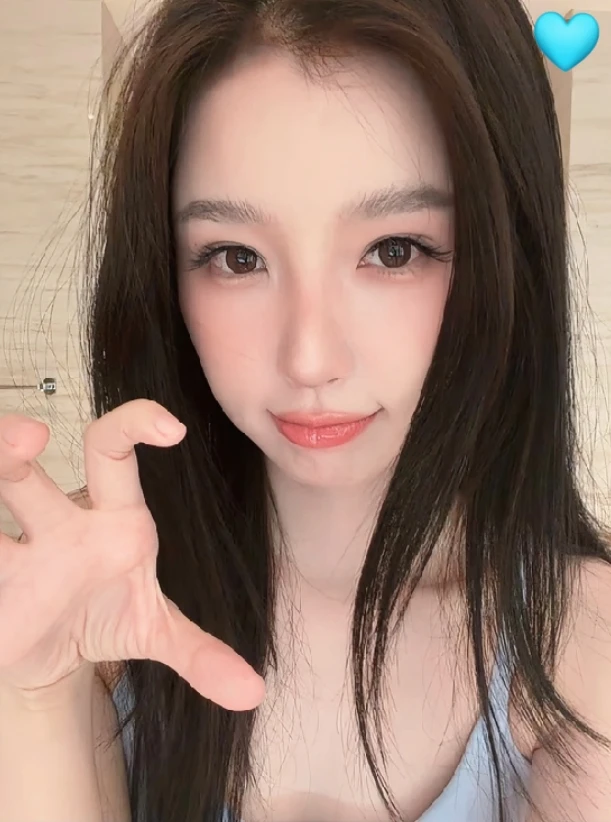 好大的一只喵咪啊～