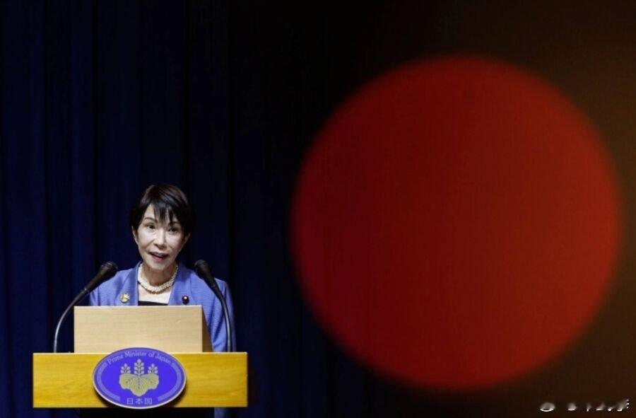 【高市早苗再喊要与朝鲜“面对面”，平壤直接无视：一句话都懒得回】11月14日晚，