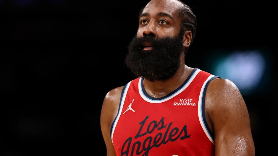 我没记错的话

快船前两个赛季，都是战胜火箭后开始北伐的

今天火箭虽然主场打状