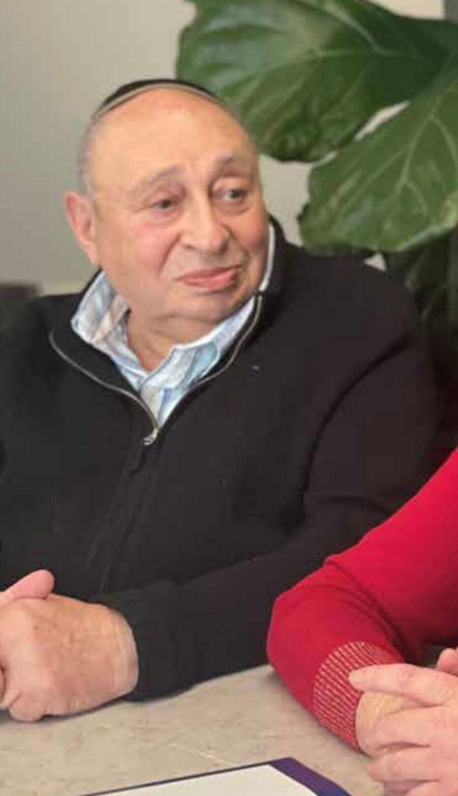 悉尼邦迪海滩这起枪击案太让人痛心了。当地时间14日的这场悲剧，造成16死42伤，