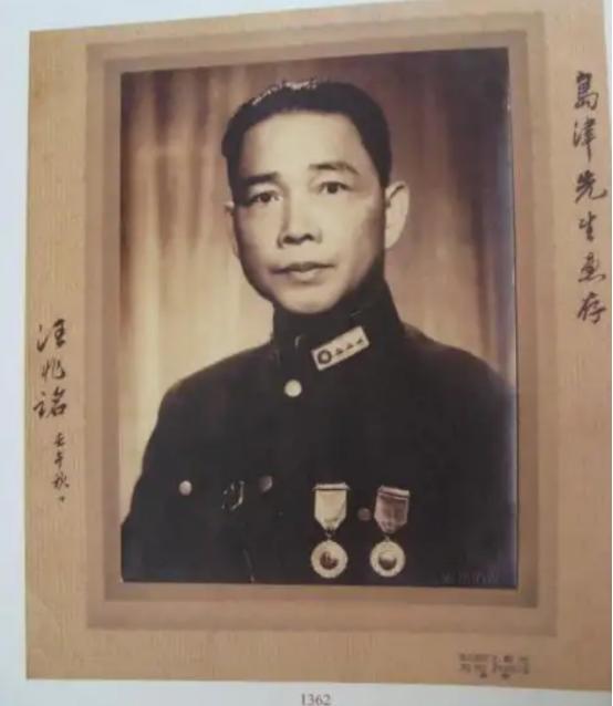 汪精卫投降对中国抗战的影响有多大，可以毫无夸张的说，影响极大极坏，比损失几百万军