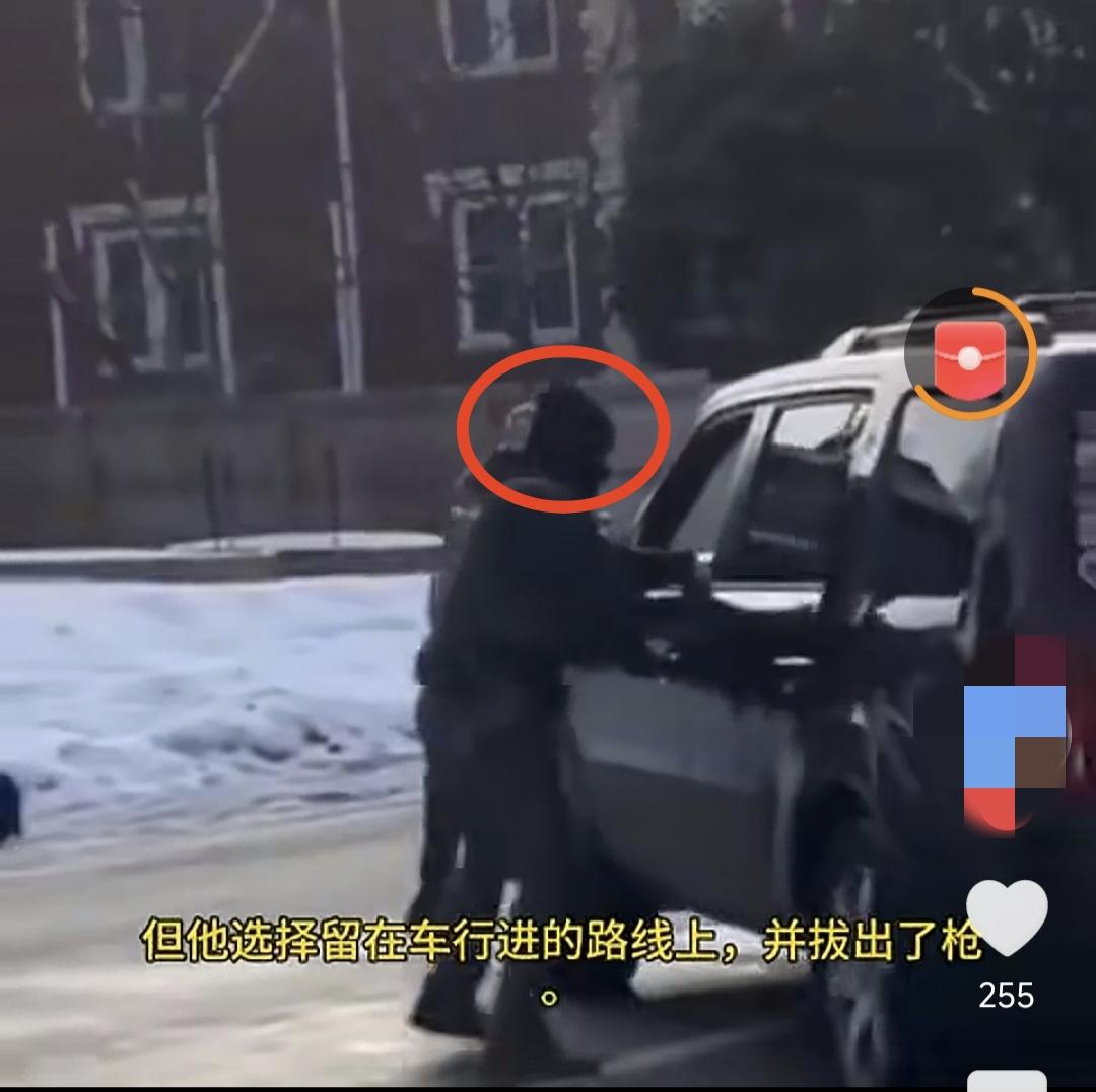 其实特朗普允许ICE蒙面乱抓人已经是违宪了!他指派的ice移民局大多都是蒙面抓人