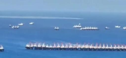 现在都不装了，日本亮出导弹，菲律宾亮出导弹，日本部署远程导弹，可以覆盖上海，菲律