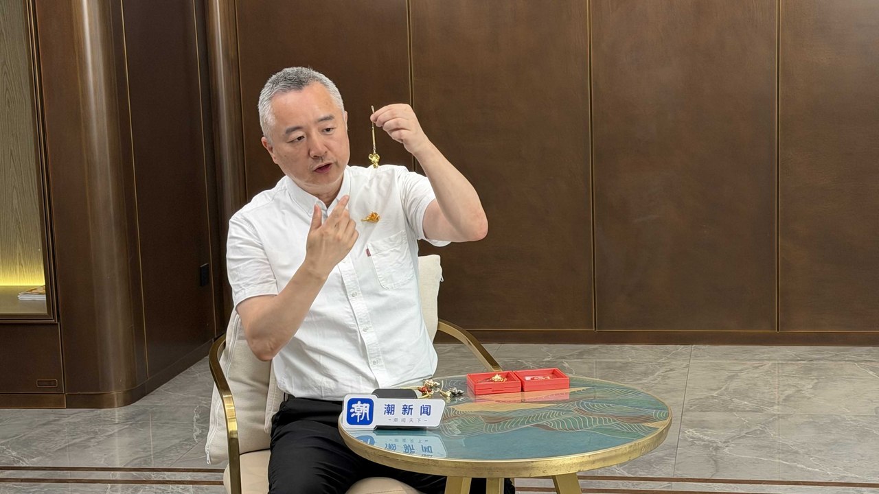 朱炳仁·铜创始人回应挂件褪色：对消费者深感抱歉，网传视频并非