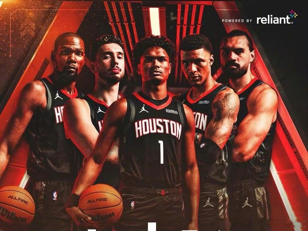 明日主场揭幕战继续五大阵容首发。休斯顿火箭 ​​​