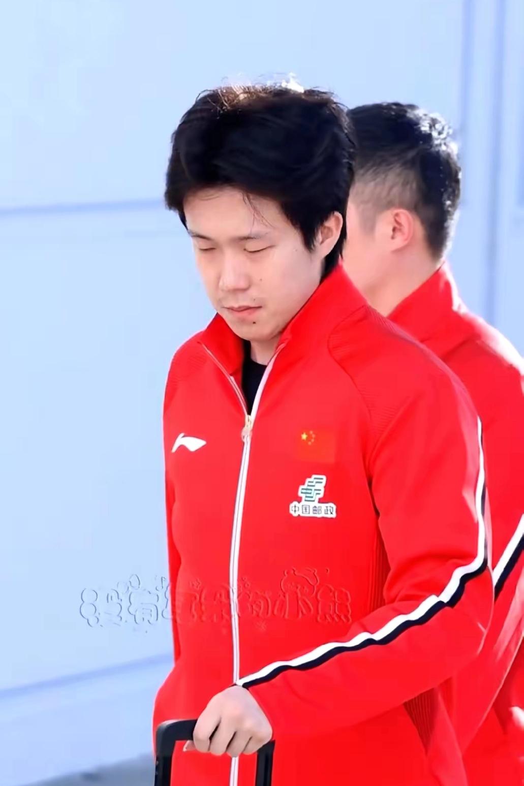 实话实说吧！假如“铁人”王楚钦也顶不住的话，国乒男队最后一块遮羞布也就被无情的扯