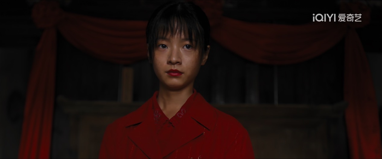 有些剧就是很难评。评论区有人问《命悬一生》好不好看？这剧就很难和“好看”这个词挂