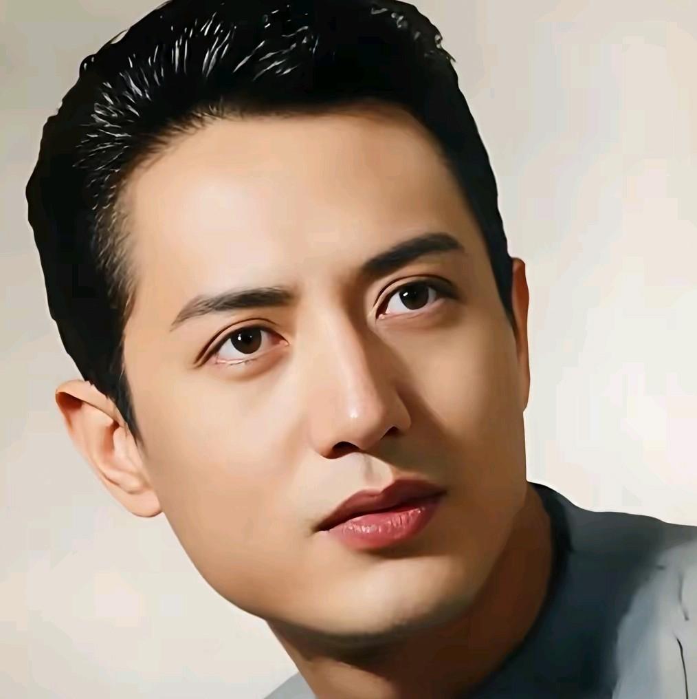 赵丹，高远，关山，梁波罗4位都是电影圈中出了名的帅哥，你觉得哪一个符合你的审美，