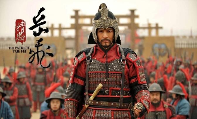 公元1141年，岳飞随同杨沂中来到临安，刚进城，一个相府属官迎上前来，道：“请大