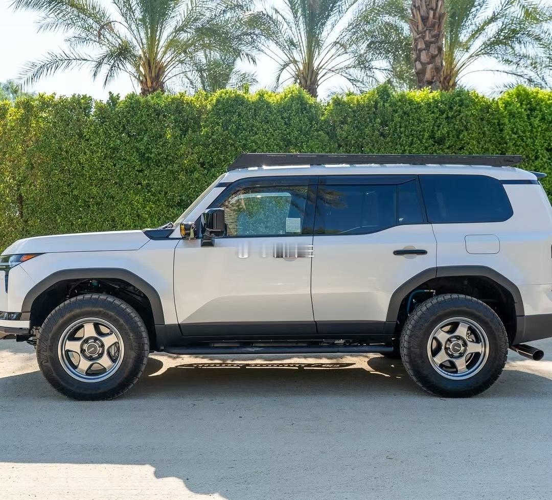 日本4x4 Engineering Bradley V 轮毂 Lexus GX5