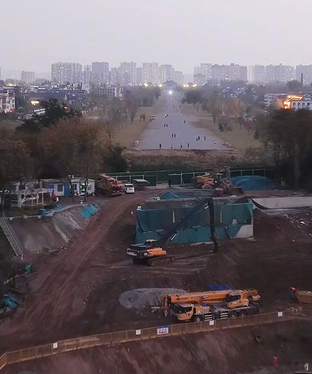 洛阳天街与天津桥项目交接处最新进展，丝路万国来朝，五马攒营盛景要实现了！ 