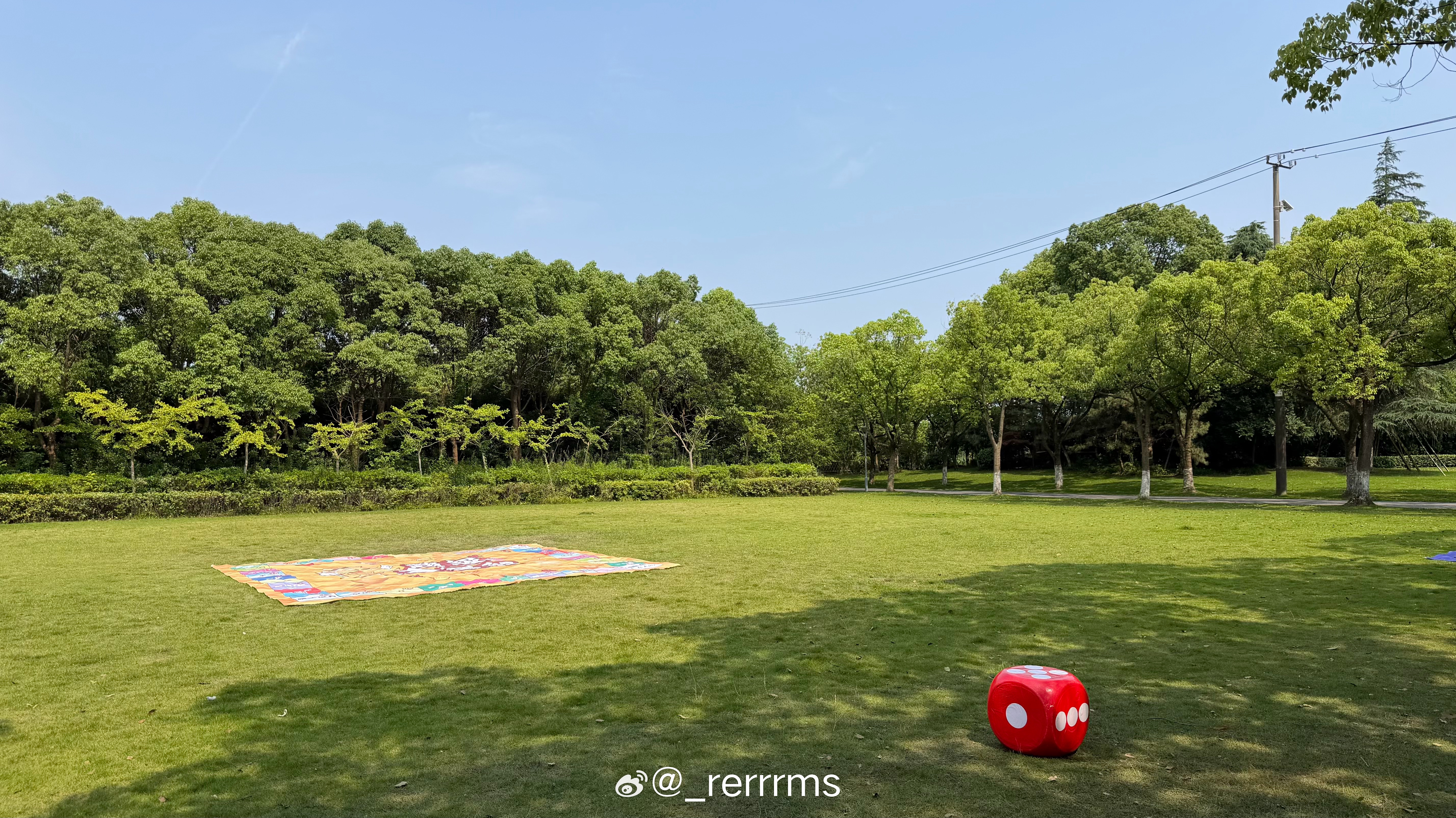 大大大热天团建奖励自己一顿王富贵