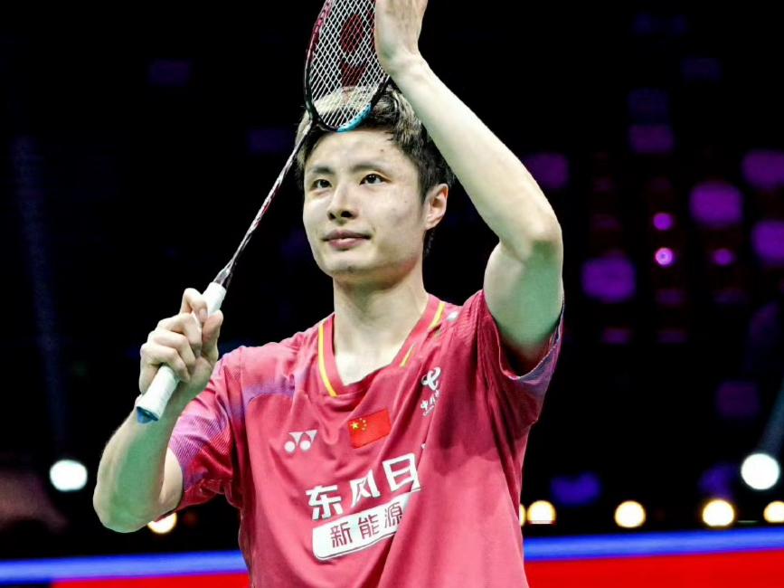 汤姆斯杯战报，中国5-0澳大利亚！
石宇奇2-0完胜，李诗沣1-2险爆大冷！
