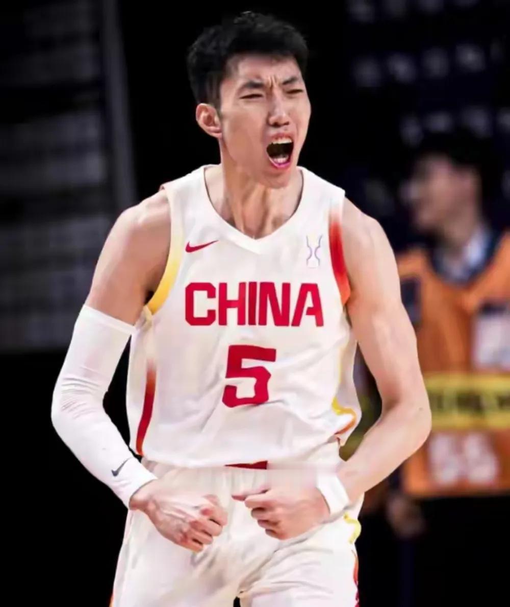 豪取两连胜！中国男篮在FIBA团结杯四国邀请赛连战连捷，先后击败喀麦隆、格鲁吉亚