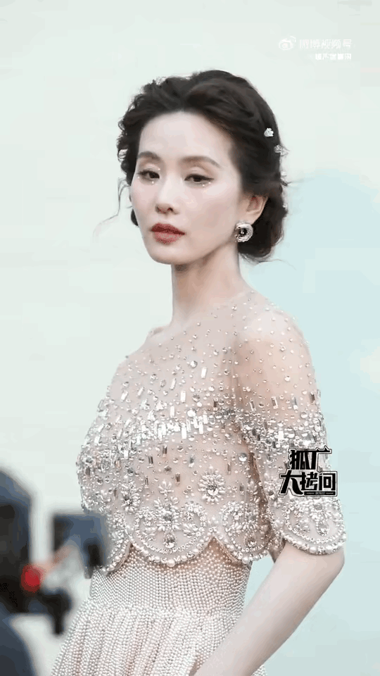 刘诗诗到底有多美？我男朋友说：这颜值谁顶得住，难怪都想娶！