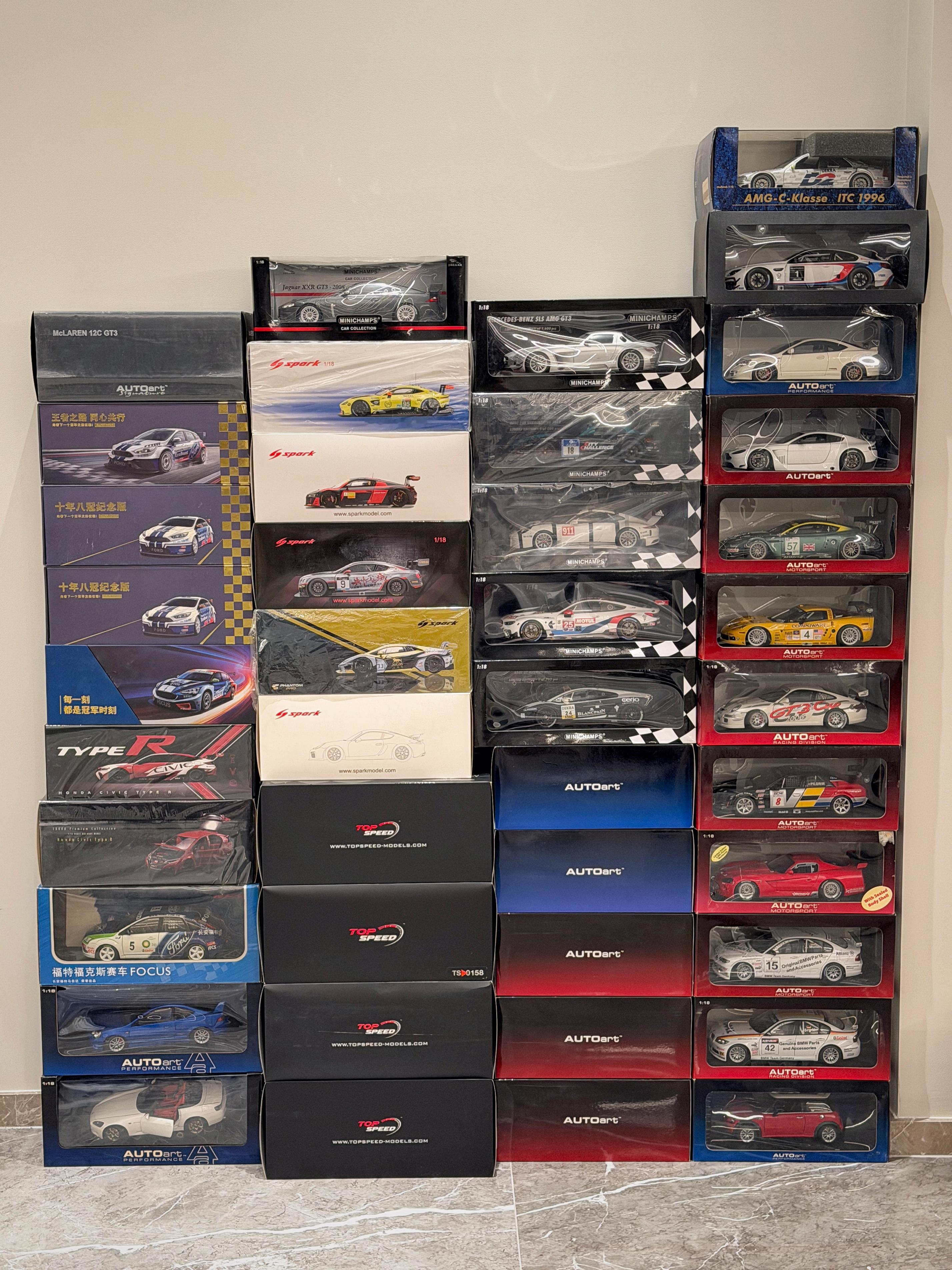 今天的墙就暂时先砌到这里啦💤欣哲频道汽车模型欣哲模玩