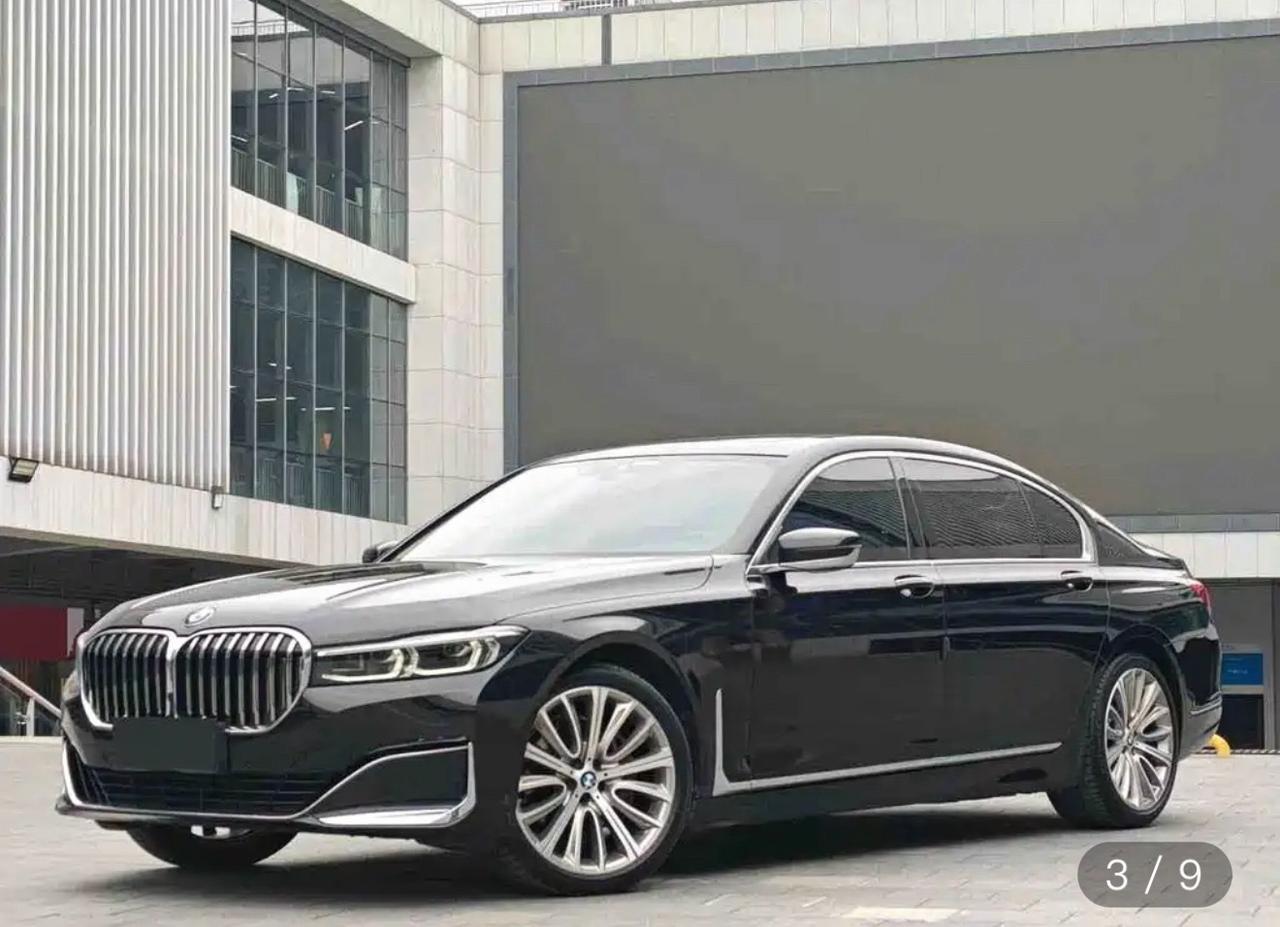 燃油车，彻底没人接了！

2026年车市最冷的不是新势力，是燃油车。全球纯汽油车