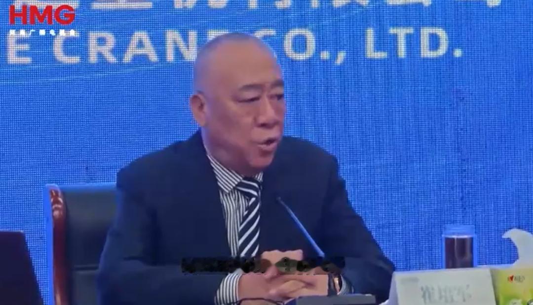 不知道大家有没有发现一个很现实的现状，现在不少年轻人只顾着自己体面，却忘了身后拼