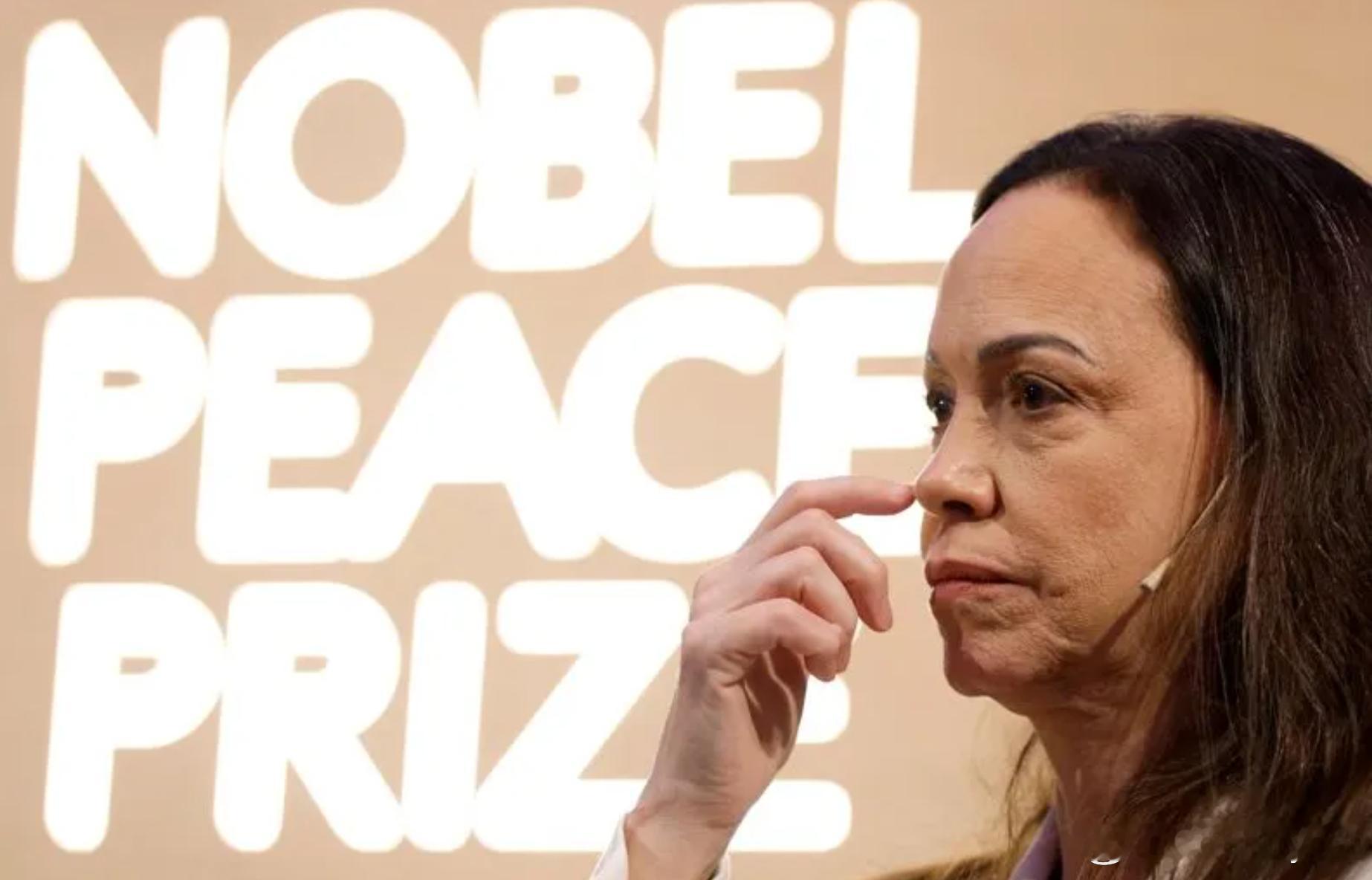 【支持特朗普对委内瑞拉军事干预 诺贝尔和平奖得主马查多受邀文学节引发抵制】海外新