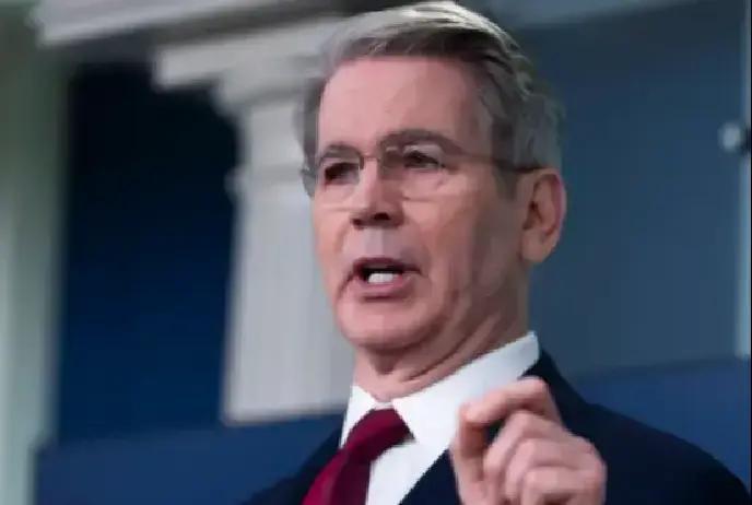 美国“子弹”已上膛，美财长通知中国交出稀土！

话音刚落，中方停购大豆.....