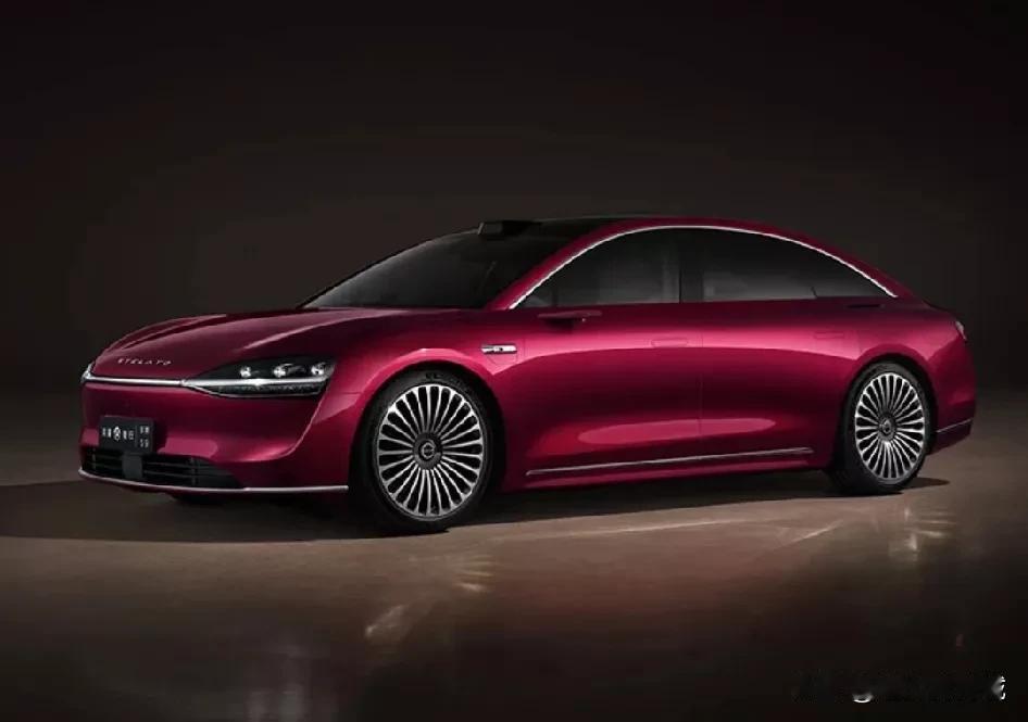 享界S9和特斯拉MOdeL3用中国房地产的两个俗语可以这样称呼：
       