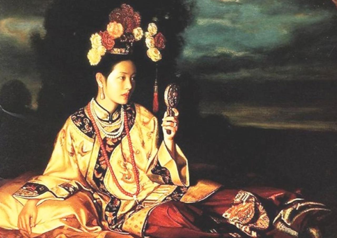 咸丰皇帝身体有点虚，后宫妃嫔不少，只生了两儿一女，次子当天生当天夭折。


咸丰