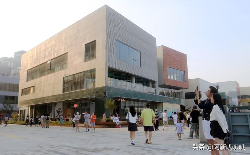 创作者的热点是能吸引大众目光、引发广泛讨论的事件或话题。在“全民创作”时代，热点